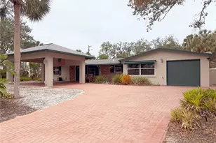 5353 Shadow Lawn Dr, Sarasota, FL 34242 - Photo 1