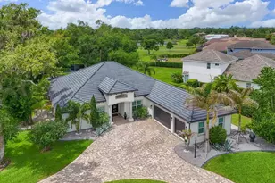 1018 143rd St NE, Bradenton, FL 34212 - Photo 1