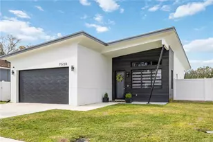 7520 N Coolidge Ave, Tampa, FL 33614 - Photo 1
