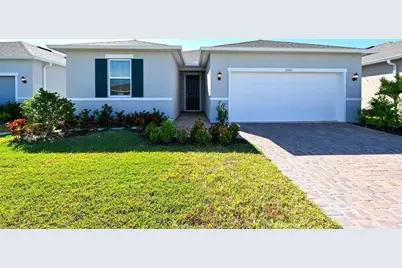3551 74th Avenue Circle E, Sarasota, FL 34243 - Photo 1