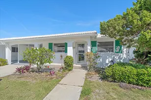 597 Spanish Dr N, Longboat Key, FL 34228 - Photo 1
