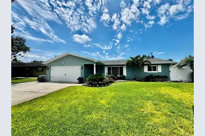 6232 33rd Avenue N, Saint Petersburg, FL 33710 - Photo 1