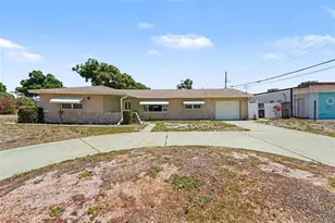 6388 21st Ave N, Saint Petersburg, FL 33710 - Photo 1