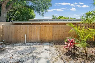 500 N Jefferson Ave, Sarasota, FL 34237 - Photo 1