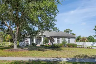 308 141st Ct NE, Bradenton, FL 34212 - Photo 1