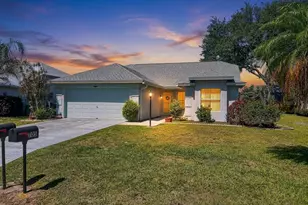 706 47th St E, Bradenton, FL 34208 - Photo 1