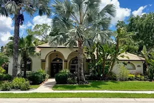 8005 Desoto Woods Dr, Sarasota, FL 34243 - Photo 1
