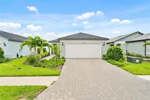 6560 Silverstar Dr, Sarasota, FL 34240 - Photo 1