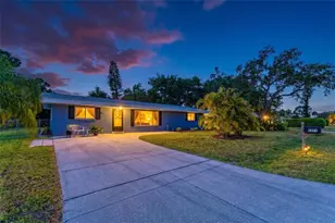 1211 Cypress Ave, Venice, FL 34285 - Photo 1