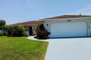 7225 8th Ave Loop W, Bradenton, FL 34209 - Photo 1