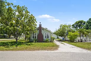 2222 Florinda St, Sarasota, FL 34231 - Photo 1