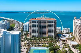35 Watergate Dr, Sarasota, FL 34236 - Photo 1