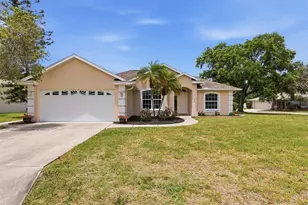 2405 49th Dr E, Bradenton, FL 34203 - Photo 1
