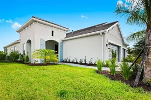 10112 Lake Wales Cir, Sarasota, FL 34241 - Photo 1