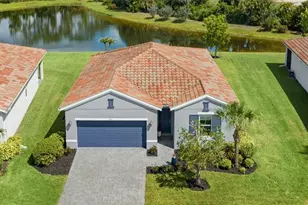 333 Daylily Blvd, Nokomis, FL 34275 - Photo 1