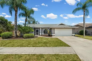 7807 38th Ct E, Sarasota, FL 34243 - Photo 1
