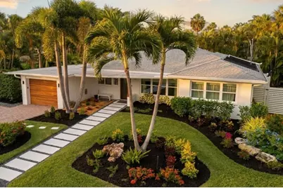 409 N Washington Drive, Sarasota, FL 34236 - Photo 1