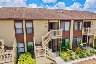5713 Avista Dr, Sarasota, FL 34243 - Photo 1