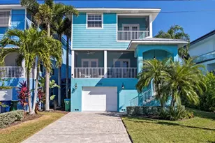 7005 Holmes Blvd, Holmes Beach, FL 34217 - Photo 1
