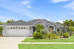 4817 Post Pointe Dr, Sarasota, FL 34233 - Photo 1