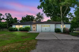 6147 Hupa Rd, Sarasota, FL 34241 - Photo 1