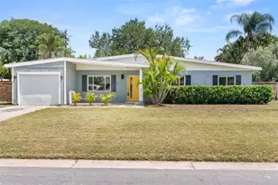 3317 Bougainvillea St, Sarasota, FL 34239 - Photo 1