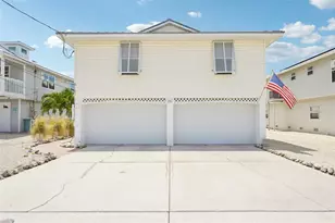 262 S Harbor Dr, Holmes Beach, FL 34217 - Photo 1