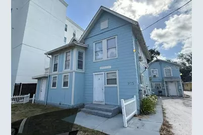 1425 14th Street W, Bradenton, FL 34205 - Photo 1
