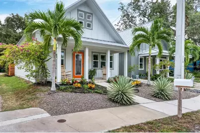 730 Goodrich Avenue, Sarasota, FL 34236 - Photo 1