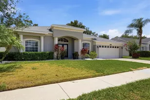 4617 Egmont Dr, Bradenton, FL 34203 - Photo 1