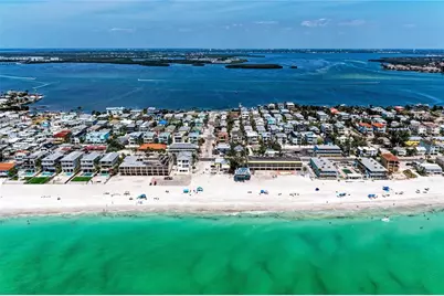101 25th Street N #3, Bradenton Beach, FL 34217 - Photo 1