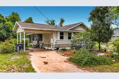 2115 55th Avenue E, Bradenton, FL 34203 - Photo 1