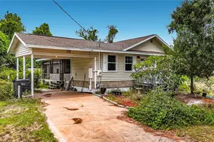 2115 55th Ave E, Bradenton, FL 34203 - Photo 1