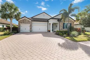 7131 Whittlebury Trl, Bradenton, FL 34202 - Photo 1