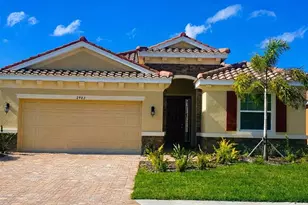 2903 Esmeralda Dr, Sarasota, FL 34243 - Photo 1