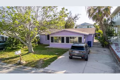 2404 Avenue A, Bradenton Beach, FL 34217 - Photo 1