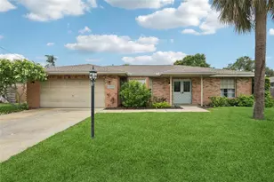 1308 71st St NW, Bradenton, FL 34209 - Photo 1
