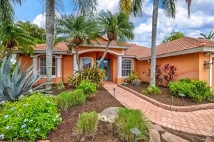 4860 Cedar Oak Wy, Sarasota, FL 34233 - Photo 1
