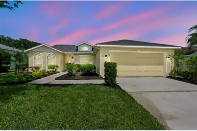 201 113th Street E, Bradenton, FL 34212 - Photo 1