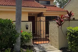 5312 Huntingwood Ct, Sarasota, FL 34235 - Photo 1