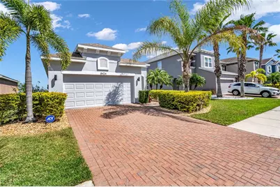 8424 Nandina Drive, Sarasota, FL 34240 - Photo 1