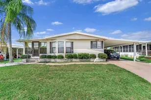 307 Ave Of Dukes, Nokomis, FL 34275 - Photo 1