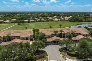 915 Fairwaycove Ln, Bradenton, FL 34212 - Photo 1