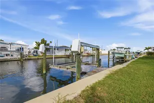 264 Jamaica Dr, Palmetto, FL 34221 - Photo 1