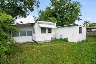 509 Domino Dr N, Ruskin, FL 33570 - Photo 1