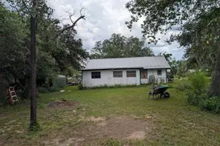 20877 SE 143rd Pl, Umatilla, FL 32784 - Photo 1