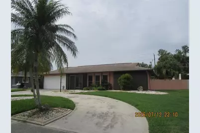 1305 Lucaya Avenue, Venice, FL 34285 - Photo 1