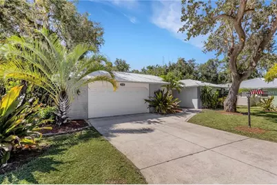 3736 Maple Hollow Court, Sarasota, FL 34243 - Photo 1