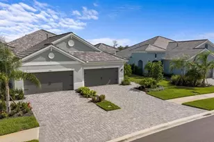 10169 Lake Wales Cir, Sarasota, FL 34241 - Photo 1