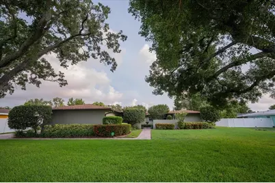 7605 17th Avenue NW, Bradenton, FL 34209 - Photo 1
